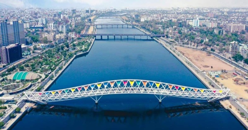 aerial-view-of-spectacular-atal-