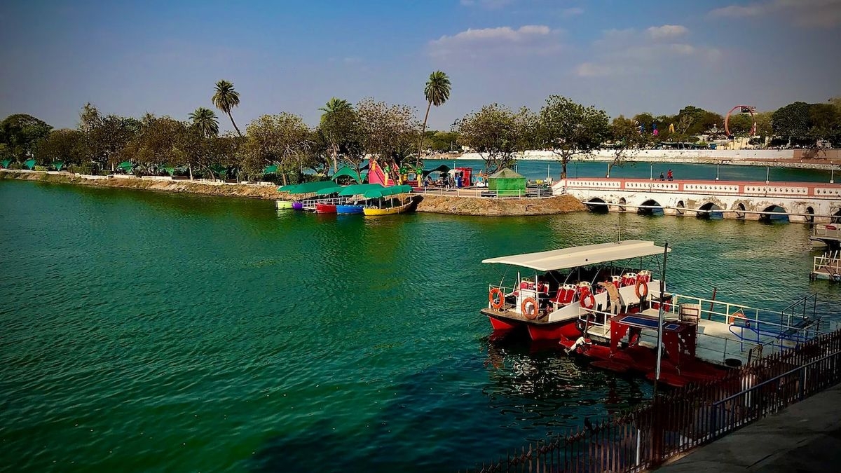 an-idyllic-overview-of-ahmedabad-s-kankaria-lake_1694249096487-1200x675-20230909143001